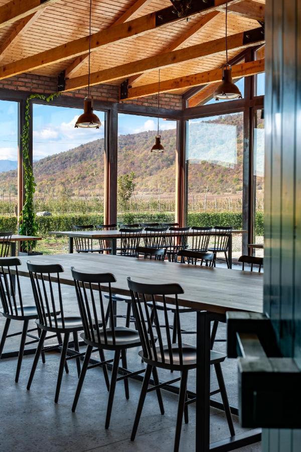 Chateau Artwine Art'ana Bagian luar foto